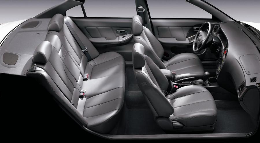  Hyundai Elantra XD 2008 года  (фото 9 из 14)